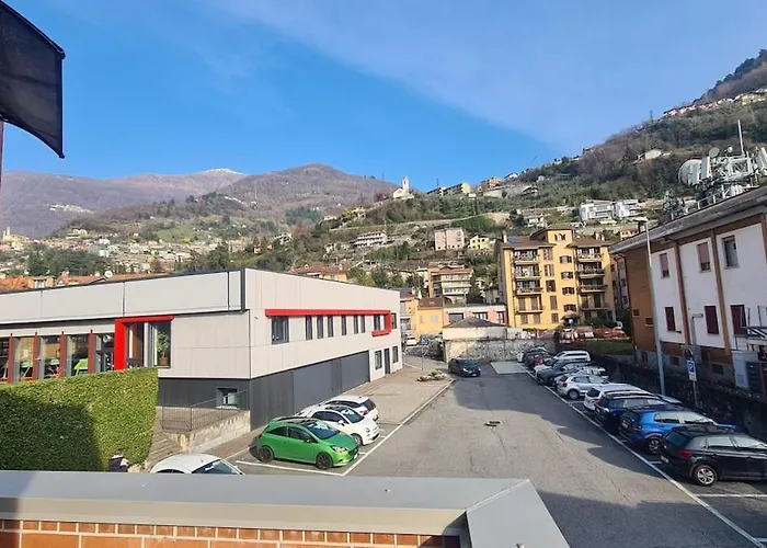 House Poppa Lejlighed Bellano